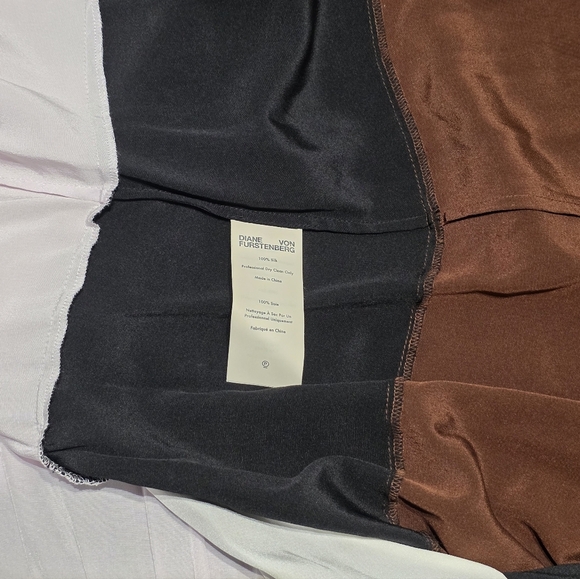 Diane von Furstenberg Ingrid Colour-Block Crepe De Chine Wrap Dress In Multicolo - Picture 6 of 14